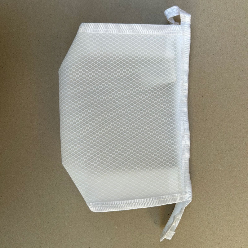 Aydın bir kosmetik çantanı necə təmizləmək olar